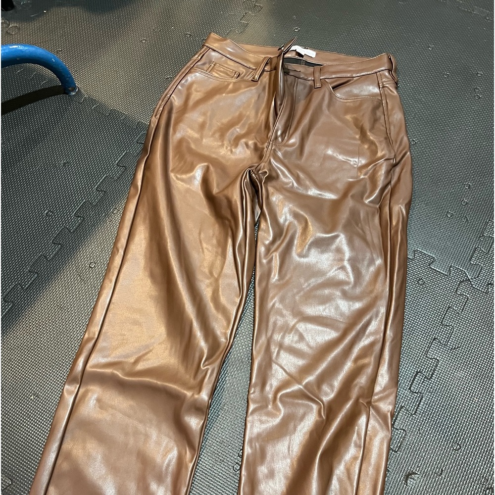 High waisted wide leg faux leather pant women’s size 8 brand And Now This